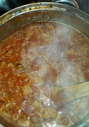 Una foto de Guiso de arroz sencillo y rápido