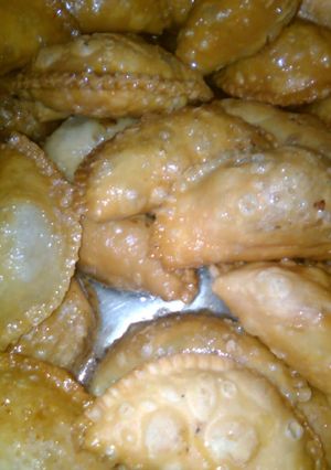 A picture of Gujiya.