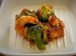 Foto principal de Salteado de brócoli y langostinos
