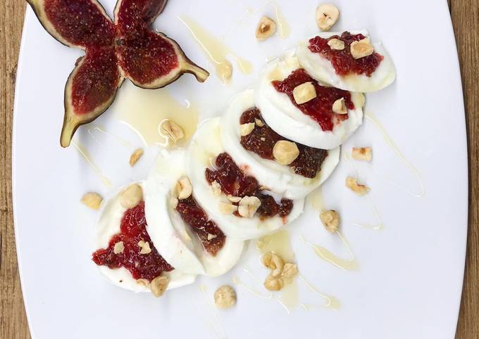 Come a Preparare Preferito Sfogliata di bufala con fichi, miele e nocciole