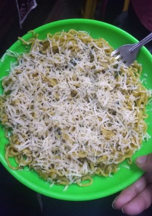 A picture of Cheese Maggi.