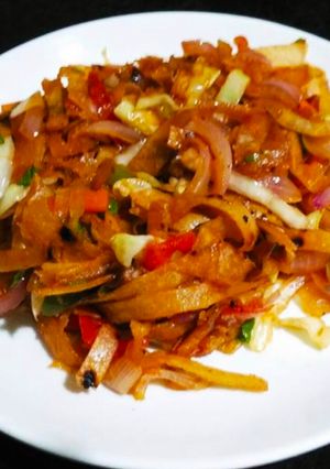 A picture of Dashmi Noodely Bhel.
