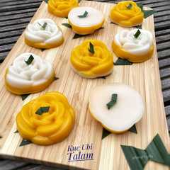 Kue Ubi Talam (Ubi kuning) রেসিপির প্রধান ছবি