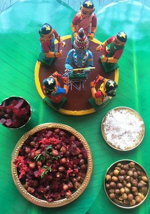A picture of The gentle Udupi treat – Beetroot and black chickpeas curry.