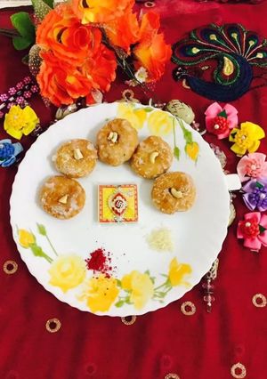 बालूशाही (Balushahi recipe in hindi) रेसिपी मुख्य फोटो