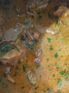 நாட்டு கோழி குழம்பு(nattu koli kulambu recipe in tamil) செய்முறை முக்கிய புகைப்படம்
