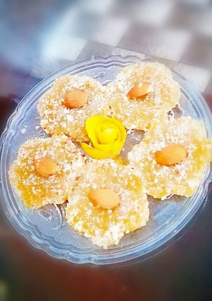 A picture of Mango jelly dessert.