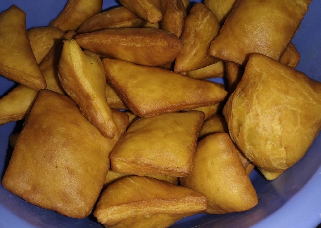 Vanilla mandazi