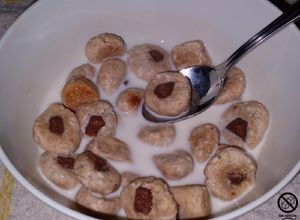 Una foto de Cereales Sin Gluten Cookie ChipsBolitas Caseras de Avena😋🥣
