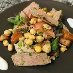 A picture of Steak & Bean Salad.