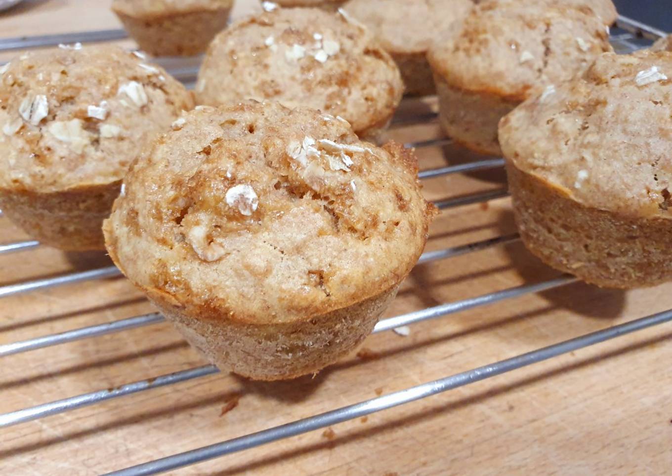 Muffins saludables de avena, sirope y platano