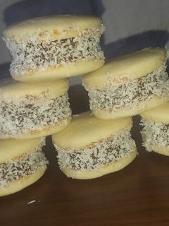 Una foto de Alfajores de maicena
