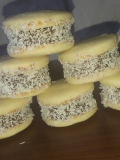 Una foto de Alfajores de maicena