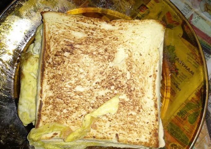 Recipe: Yummy Omelet Sandwich