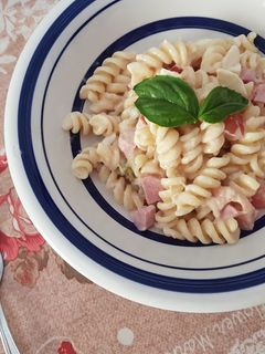 A picture of Grandma's Cold Pasta.