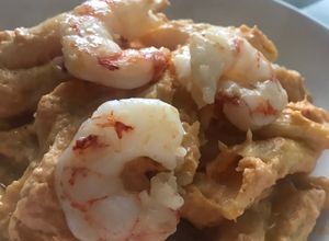 Foto principal de Macarrones (Penne ziti rigate) con salsa de bacalao