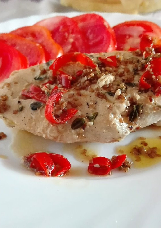 Una foto de Pechuga de pollo con chile