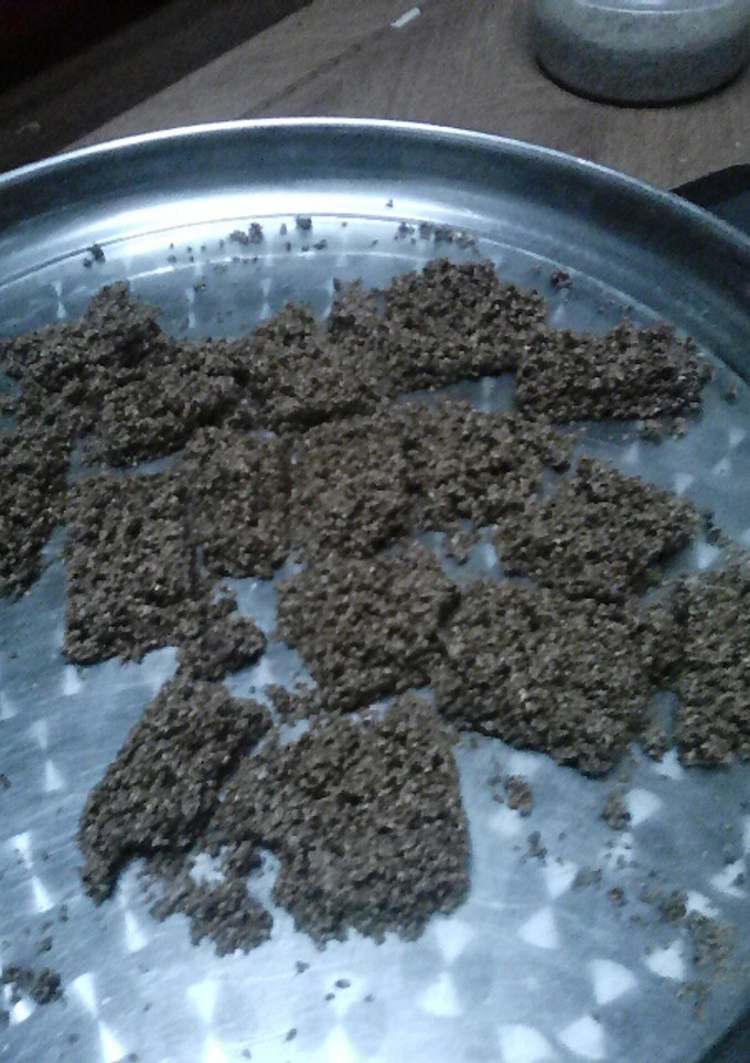 A picture of Simsim with sugar.