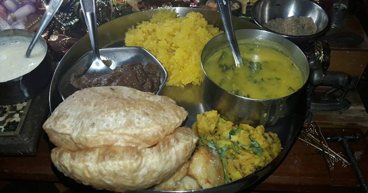 Meethe chawal,Teen dal Curry,Wheat flour Sheera Recipe by Nita Bhatia