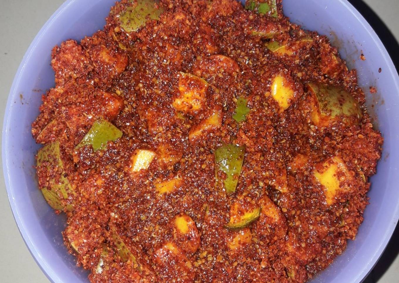 Row mango pickal