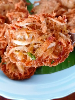 Foto resep Bakwan goreng teri kentang