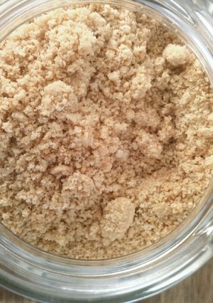 A picture of Vegan Parmigiano topping.