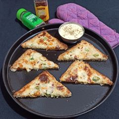 A picture of Cheese chill toast.