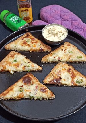 A picture of Cheese chill toast.