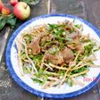 Gỏi Bò Tái Me Khoai Môn