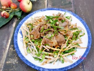Gỏi Bò Tái Me Khoai Môn