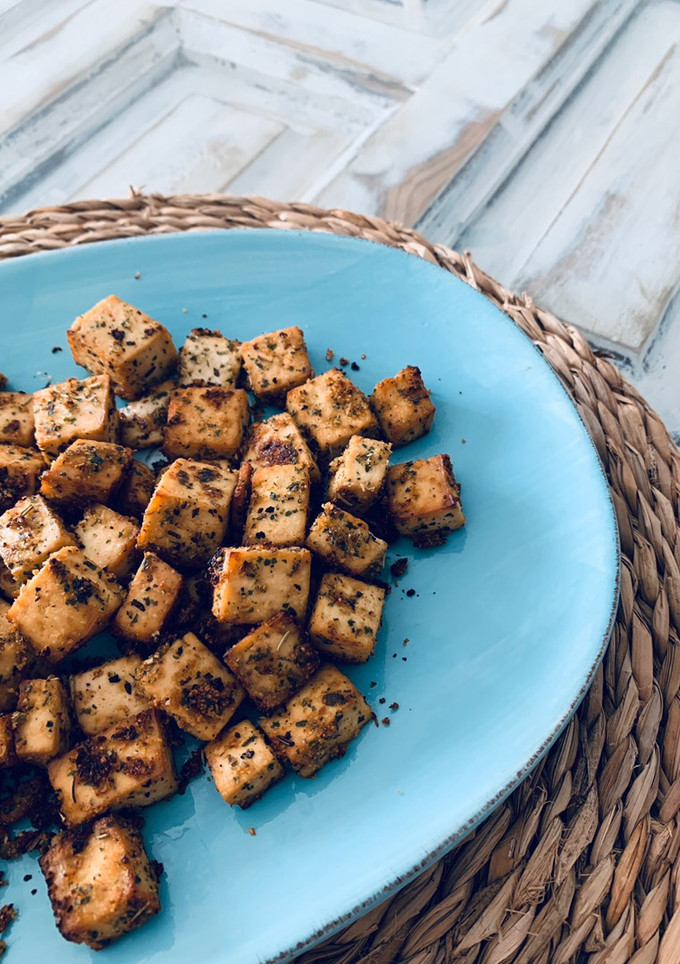 Una foto de Tofu marinado