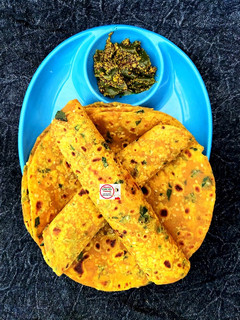 मेथी थेपला पराठा(methi thepla paratha recipe in hindi) रेसिपी मुख्य फोटो