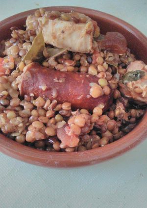Une photo de Lentilles au porc au multicuiseur lidl