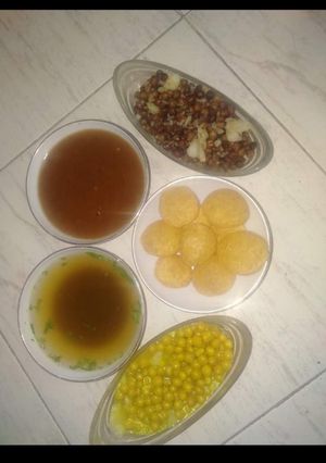 પાણીપુરી (Panipuri Recipe In Gujarati) રેસીપી મુખ્ય ફોટો
