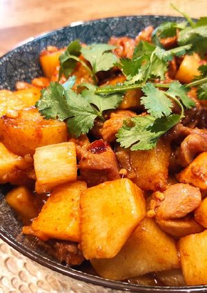 A picture of Chicken and Nagaimo Stew.