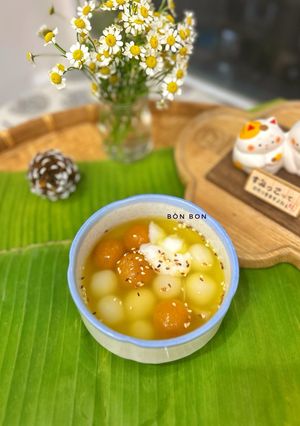 Hình của món Chè lũm chũm (Chè ỉ, chè trôi nước không nhân).