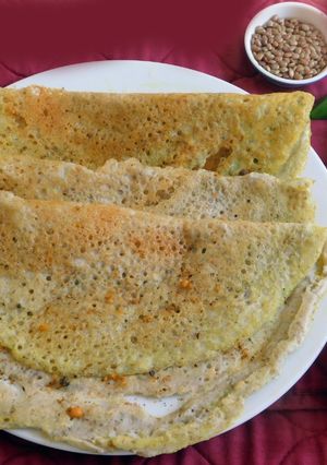 A picture of Dosai with Horse gram.
