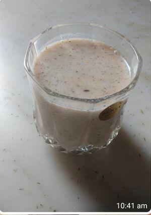 चॉकलेट बनाना शेक (chocolate banana shake recipe in Hindi) रेसिपी मुख्य फोटो