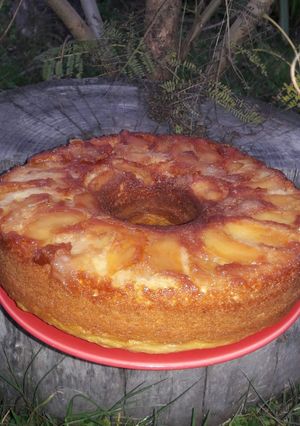 Una foto de Torta de manzana súper húmeda y rica😊🍎