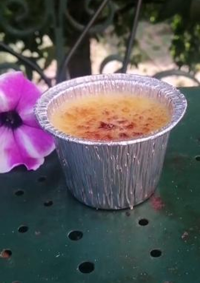 Una foto de Crème brulée sabor a primera vista
