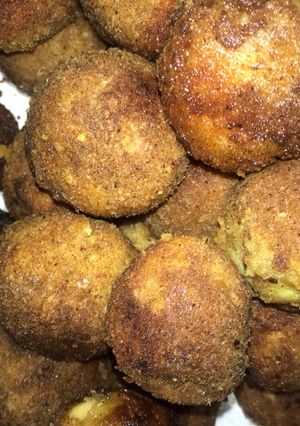 A picture of Sweet potato balls.
