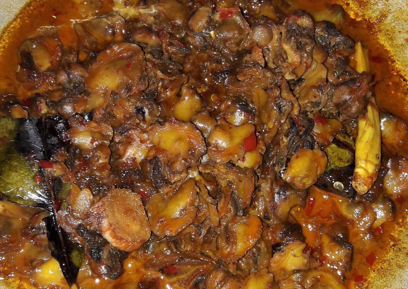 Rica-rica kerang kupas