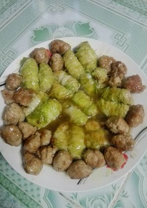 Hình của món Cải thảo cuộn sốt dầu hào...Trung Hoa.