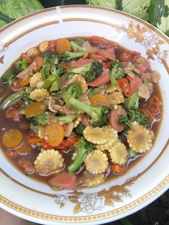 Cara Gampang Membikin Resep Tumis brokoli saus tiram yang Lezat Anti Ribet, Bikin Ngiler