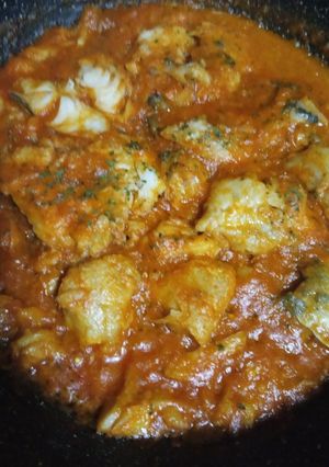 Foto principal de Merluza en salsa de pimientos del piquillo