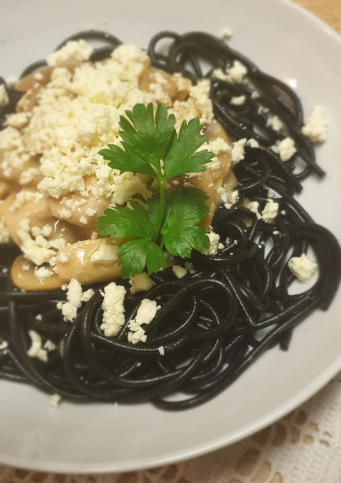 A picture of Black and "white" spaghetti.