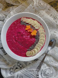 A picture of Beetroot Smoothie bowl.