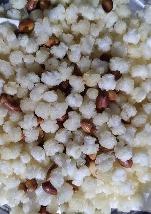 A picture of Sago pearl mixture.