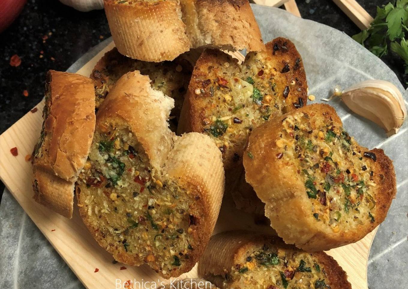 garlic bread