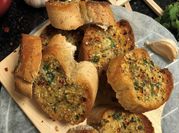 A picture of garlic bread using bread slices